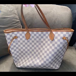Louis Vuitton Purse